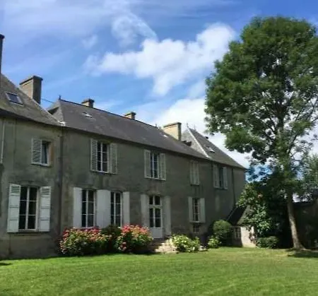 Les Escuries, Dependances Du Chateau דירה *
