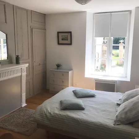 Les Escuries Apartment